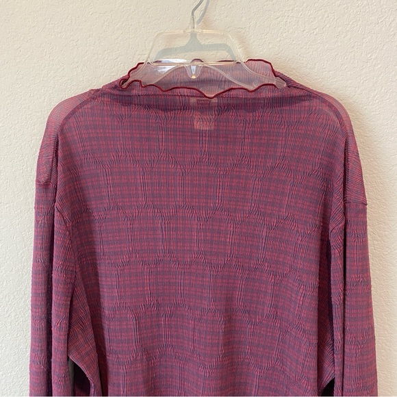 Levi’s Second Skin Mockneck Festival Blouse With Lettuce Edge Trim Size XL - Picture 4 of 8